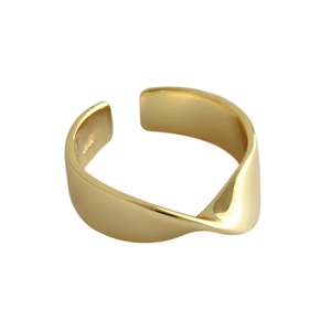 Minimalist S925 sterling silver gold-plated Mobius twisted open ring with polished finish