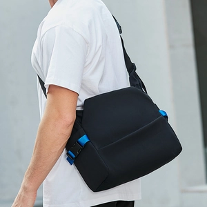 Men Waterproof Nylon Messenger Bag Large Capacity Crossbody Shoulder Bag Blue Accent Strap Streetwear Casual Travel