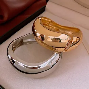 Irregular Wide Face Bangle Alloy Hinged Opening Chunky Cuff Minimalist Mirror Polish Fashion Jewelry For Women
