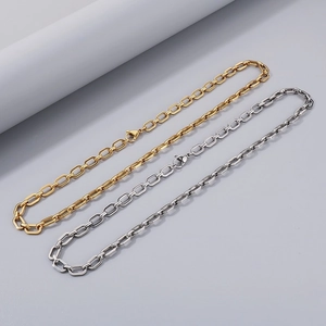 Minimalistische Büroklammer-Halsketten aus Edelstahl in Gold- und Silberfarben