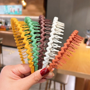 Colorful wavy non-slip headbands with teeth for hair styling and face washing