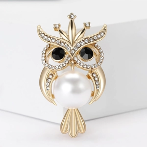 Modische goldene Eulen-Brosche mit Perle und Kronendetail für Anzüge und Strickjacken