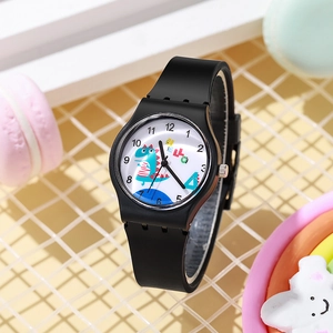 Dettaglio dell'orologio al quarzo per bambini con dinosauro e cinturino in silicone