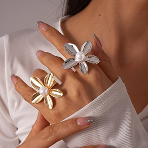 Metallic flower open ring with central faux pearl, available in gold and silver finish