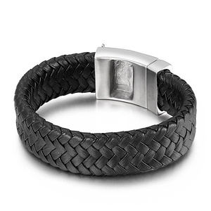 Men's wide braided leather bracelet with a 316L stainless steel skull clasp