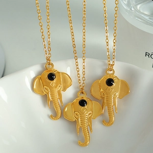 Vintage Gold Plated Stainless Steel Elephant Pendant Necklace For Women Retro Minimalist Animal Clavicle Chain Jewelry Gift