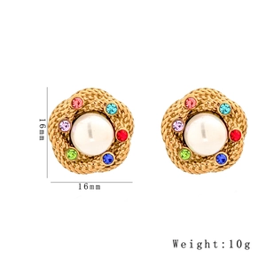 Orecchini vintage a fiore con grande perla centrale e strass colorati in finitura oro 16mm