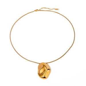 18K gold-plated stainless steel snake chain necklace with irregular hammered teardrop pendant