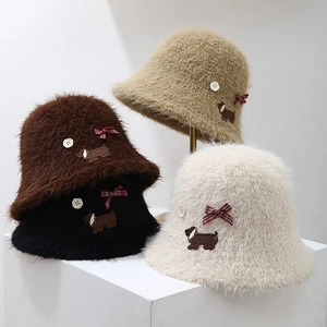 Chapeau Bob En Peluche Avec Écusson Chien Mignon Pour Femmes Fausse Fourrure Nœud Écossais Chaud Hiver Rétro Doux