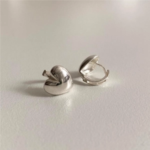 Polished 925 sterling silver heart-shaped hoop earrings with minimalist buckle closure
