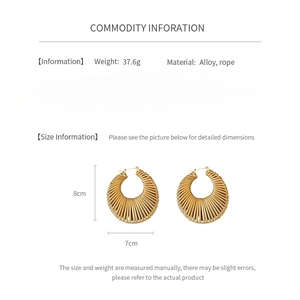 Detailed size chart for 8cm gold hollow round woven earrings with 37.6g weight
