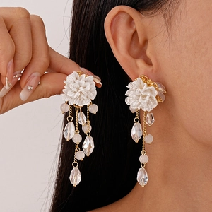 Elegant White Flower Tassel Dangle Earrings Long Gold Chain Glass Beads Jewelry For Women With Silver Earring Post