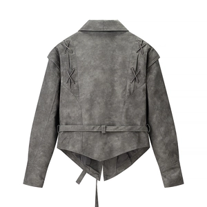 Vue arrière veste grise vintage en similicuir avec laçage et ceinture de taille ajustable