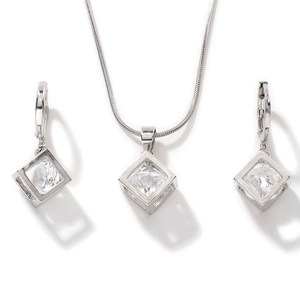 Parure de bijoux carrés évidés avec collier en zircone et boucles d'oreilles argent