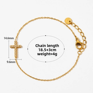 Détail du bracelet croix en acier inoxydable doré avec zircon blanc et dimensions