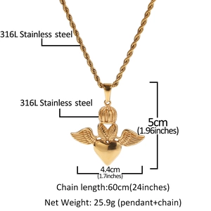 Détails du pendentif cœur ailé en acier doré avec spécifications de taille et de poids