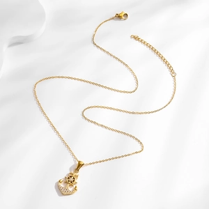 Collana da donna in acciaio inossidabile placcato oro 18 carati con ciondolo ancora e timone