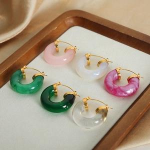 Modern U-shaped resin earrings in colorful tones with elegant gold metallic buckles
