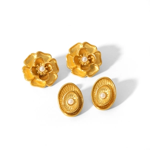 French palace style 18K gold plated earrings with floral petals and white pearls