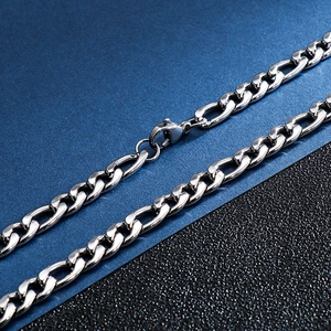 Collier maille Figaro en acier inoxydable argenté avec fermoir mousqueton robuste