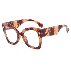 Fashionable oversized cat-eye leopard print glasses with anti-blue light clear lenses