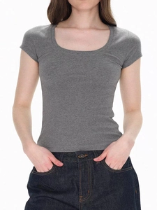 Slim fit grey U-neck cotton T-shirt for women styled with dark blue denim jeans
