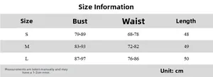 Tabella taglie dettagliata per top corto slim fit con stampa floreale e scollo a U