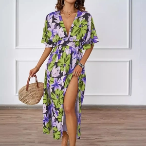 Maxikleid mit Blumenmuster, V-Ausschnitt und hohem Schlitz für Damen im Sommer