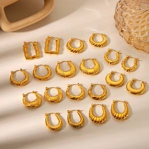 Lot de boucles d'oreilles créoles et en U en acier inoxydable plaqué or 18 carats