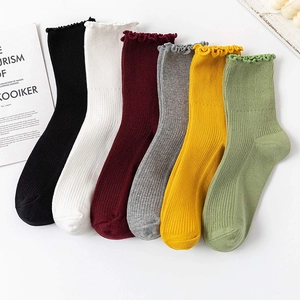 Set of 6 pairs vintage cotton socks with ruffle trim in assorted colors for women