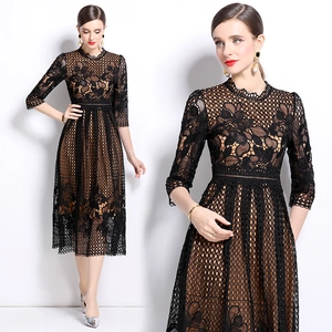 Robe Midi Élégante En Dentelle Noire Pour Femmes Crochet Floral Ajouré Manches Trois Quart Coupe Trapèze Ajustée Avec Doublure Chair