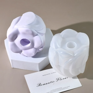 Irregular rose petal silicone mold for scented candles and DIY resin flower crafts
