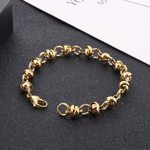 Minimalist gold knotted chain bracelet in stainless steel with a secure lobster clasp