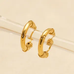Vintage style 18K gold plated stainless steel hoop earrings with engraved cloud pattern