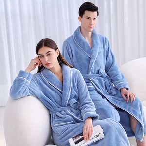 Accappatoio spesso in flanella blu navy per uomo e donna con profili bianchi a contrasto