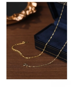 Detailed view of S925 sterling silver water wave chain with adjustable extender and clasp
