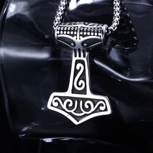 Mjolnir Hammer Pendant Necklace Stainless Steel Vintage Nordic Viking Patterns Polished Metal Jewelry For Men Punk Style