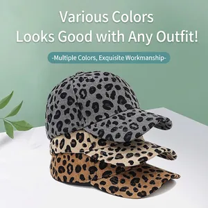 Cappellini da baseball in velluto a coste leopardati in grigio, beige e marrone per esterno