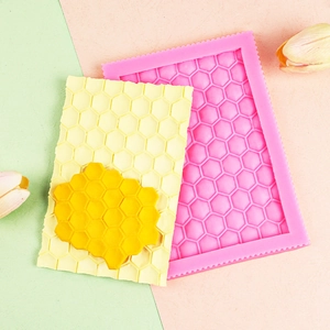 Honeycomb texture silicone mold for chocolate lace and fondant DIY cake borders