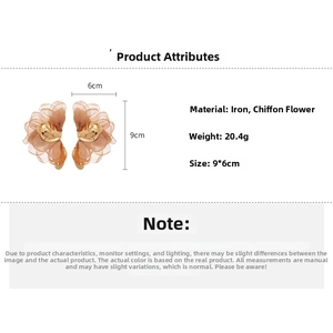 Detailed size chart for champagne chiffon flower earrings with dimensions and weight
