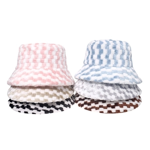 Checkerboard Pattern Plush Bucket Hat Warm Faux Fur Winter Fisherman Cap Windproof Casual For Men Women