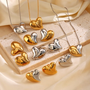 Set Di Gioielli A Cuore In Acciaio Inossidabile Lucidato Oro Argento Bicolore Collana Orecchini Anello Per Donna Moda
