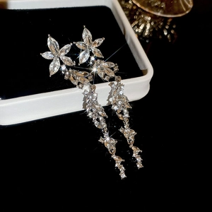 Elegant Flower Long Tassel Earrings Alloy Rhinestone With Silver Earring Post For Women Sweet Luxury Fairy Style