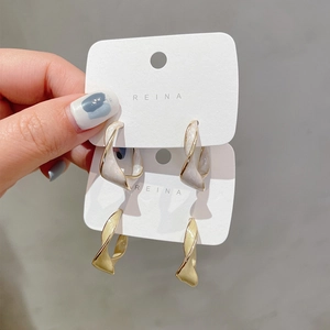 Twisted Geometric Hoop Earrings For Women Alloy Enamel C-Shape Elegant Design Fashion With Silver Earring Post