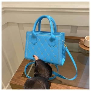 Sac À Main Matelassé Femmes Broderie Cœur Cuir PU Sac À Bandoulière Tendance Carré Élégant Polyvalent