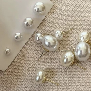 Round Imitation Artificial Pearl Earrings With Silver Earring Post Simple Elegant Vintage Style Jewelry For Women Daily Wear