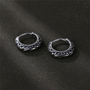 Vintage Hollow Carved Hoop Earrings 316L Stainless Steel Antique Silver Punk Style Jewelry For Men Women