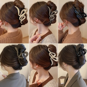 Large Hair Claw Clip Acrylic Wave Cross Geometric Strong Hold Solid Color Matte Finish Non-slip Women Girls Styling Accessory