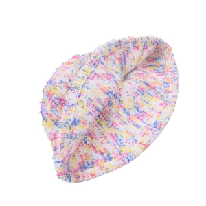 Cappello bucket in maglia arcobaleno in filato peluche per moda invernale calda e outdoor