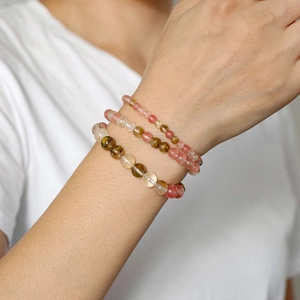 Three-piece stretch crystal bead bracelet set with 4mm 6mm 8mm stones on model wrist